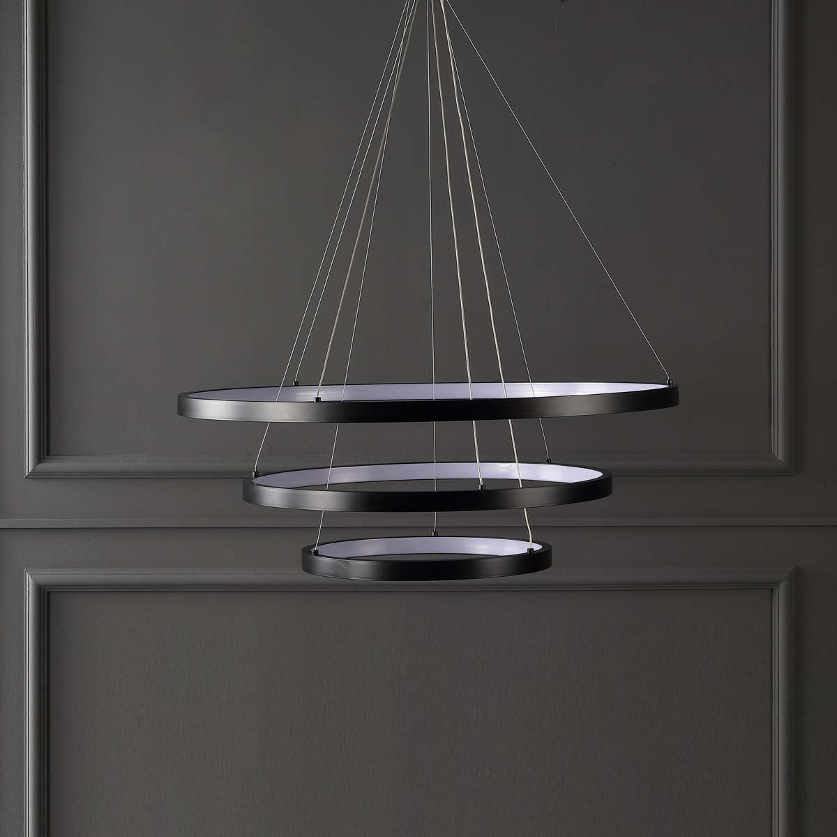 Meranda 3 Tier Chandelier | Safavieh Couture - CTL1001