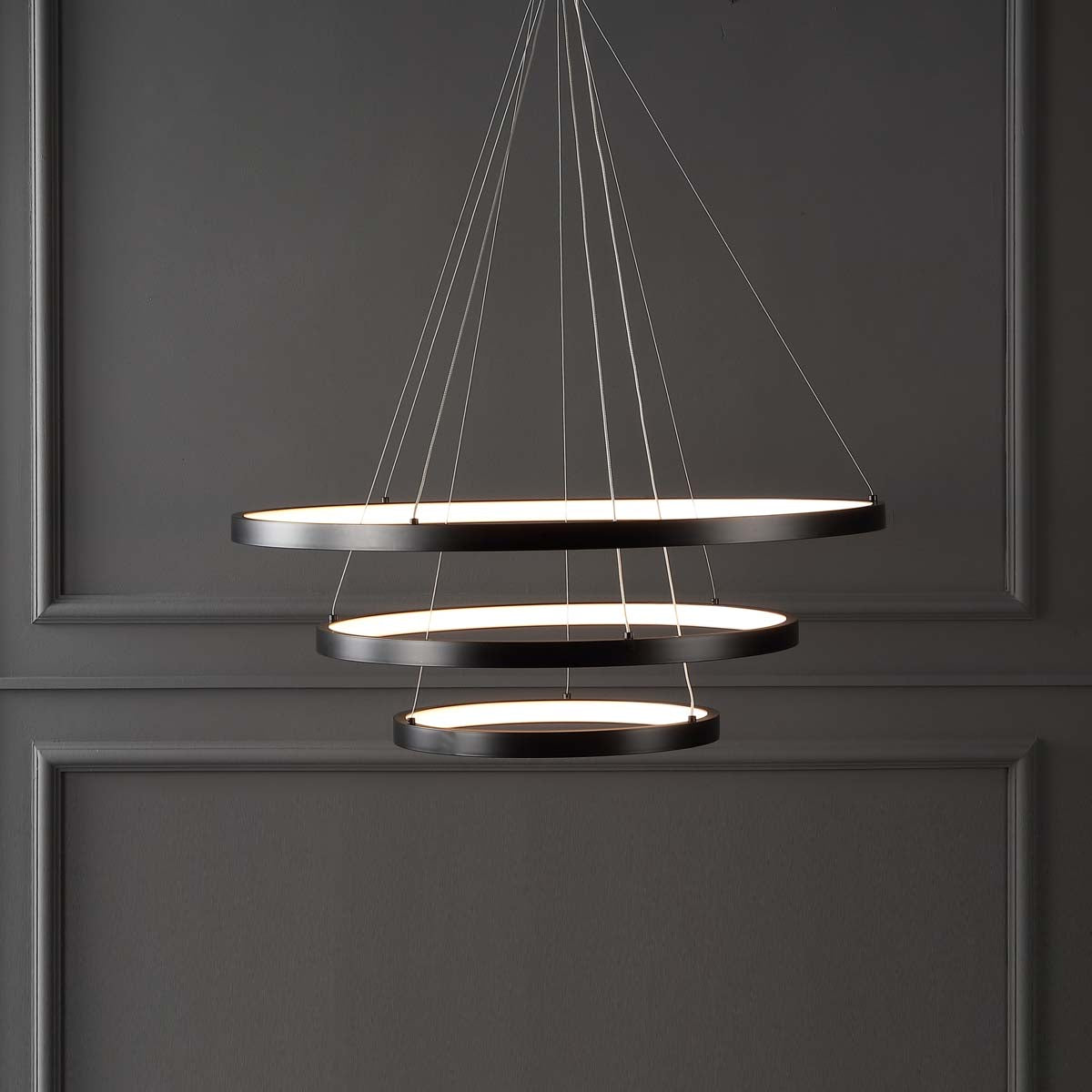 Meranda 3 Tier Chandelier | Safavieh Couture - CTL1001