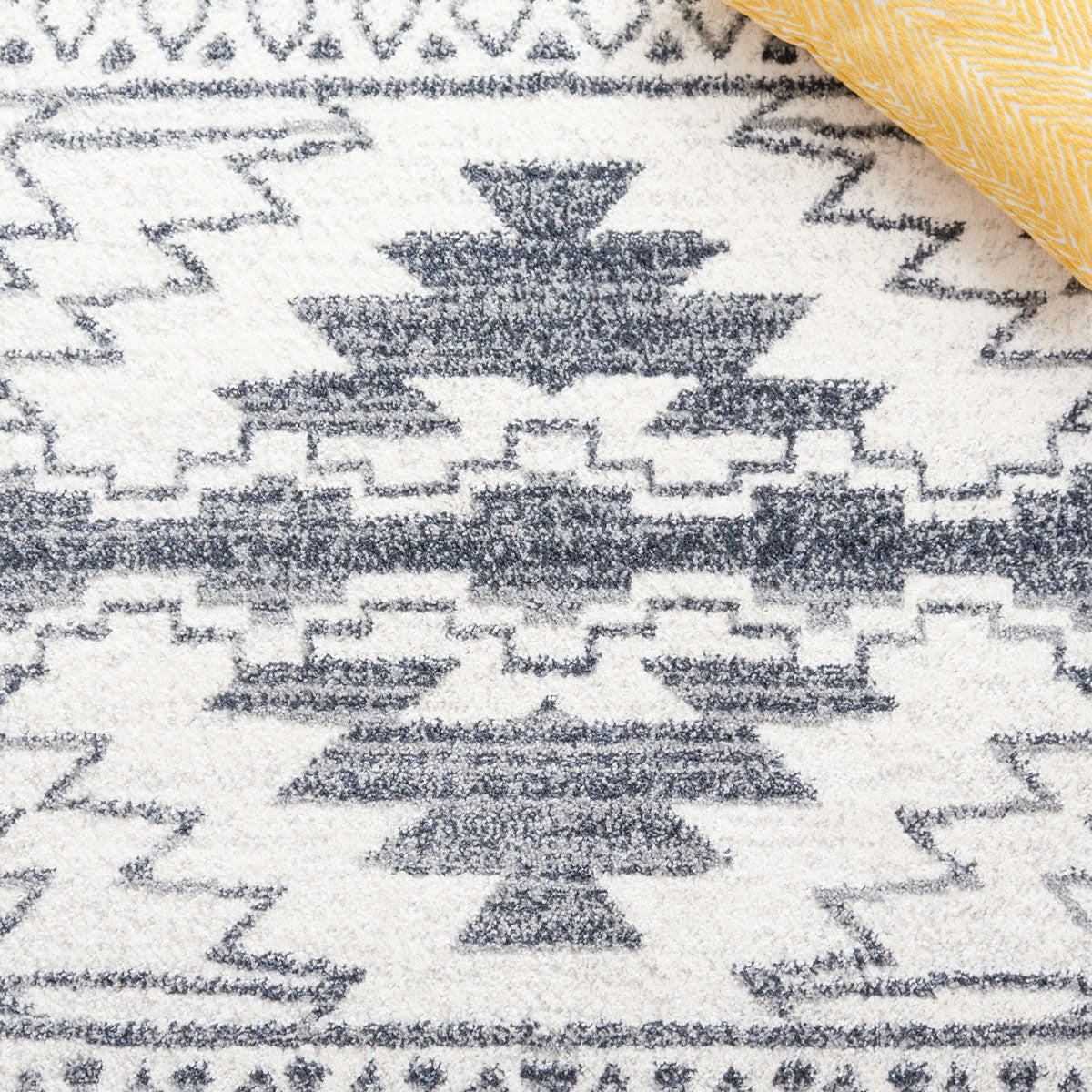 Layla 105 Rug | Safavieh - LAY105