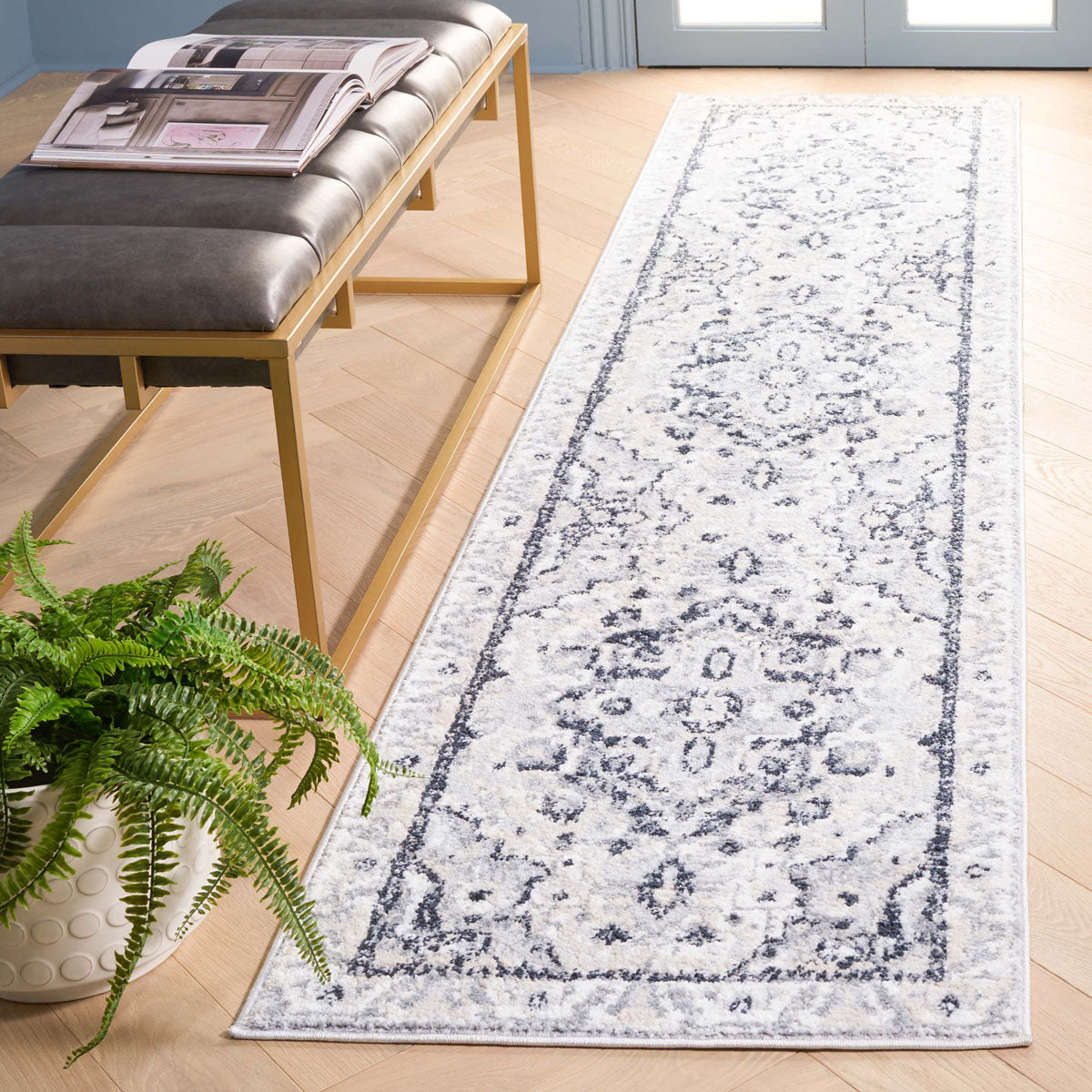Layla 107 Rug | Safavieh - LAY107