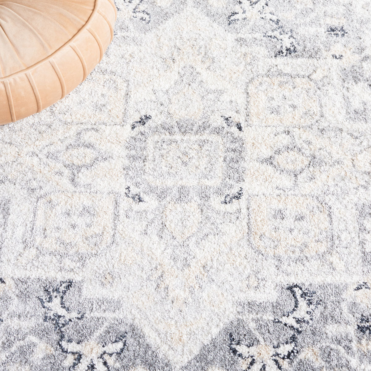 Layla 109 Rug | Safavieh - LAY109