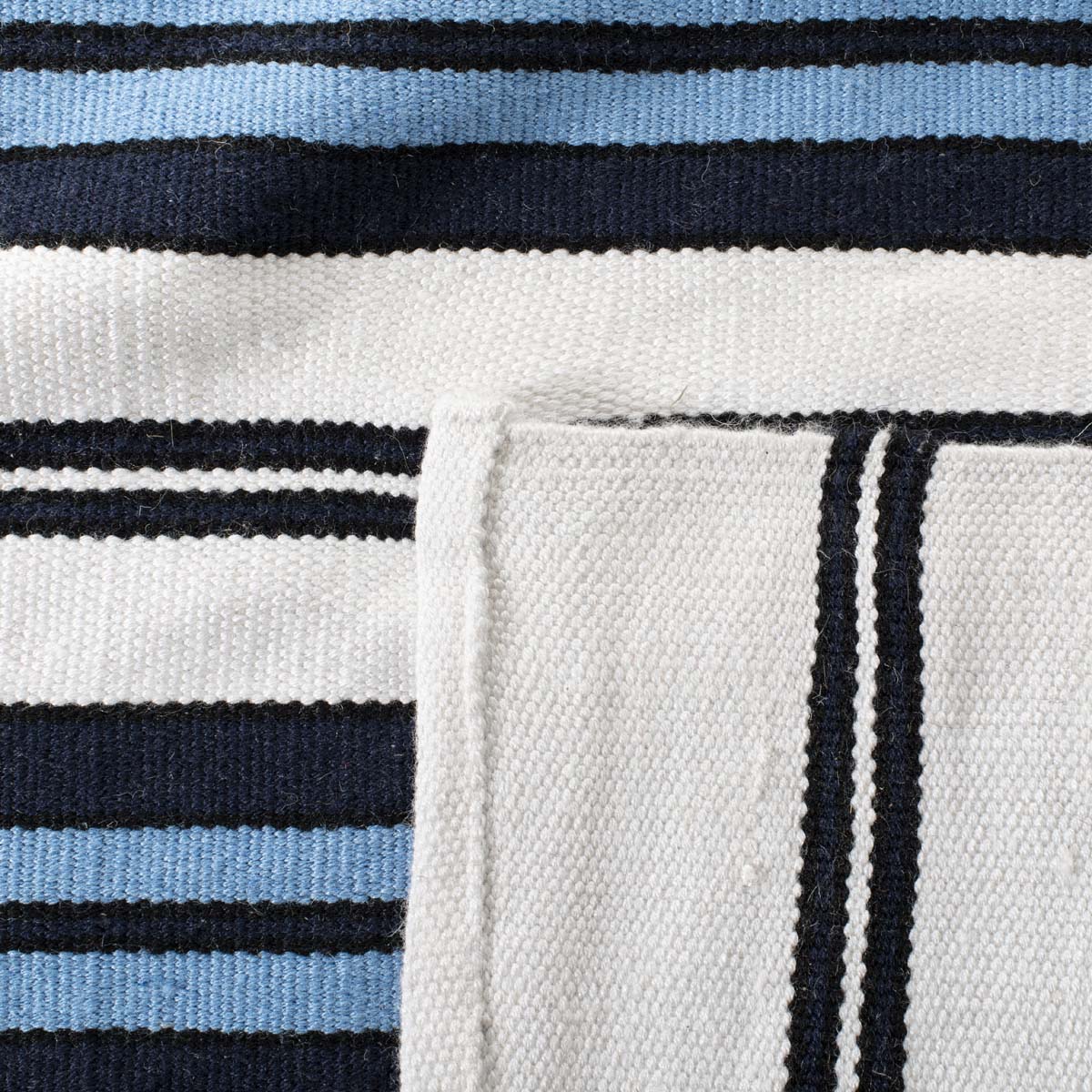 Leopold Stripe 2462 Rug | Lauren Ralph Lauren - LRL2462