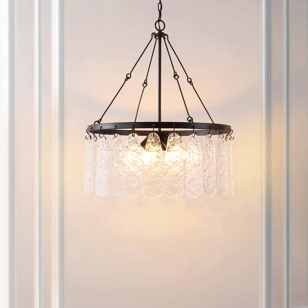 Aremythia Chandelier | Safavieh - CHA4057