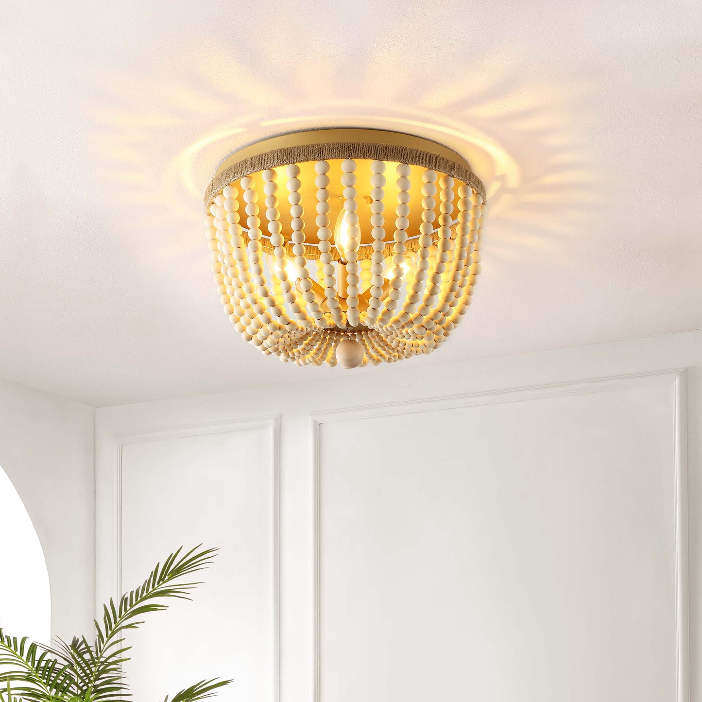Alodia Chandelier | Safavieh - FLU4098