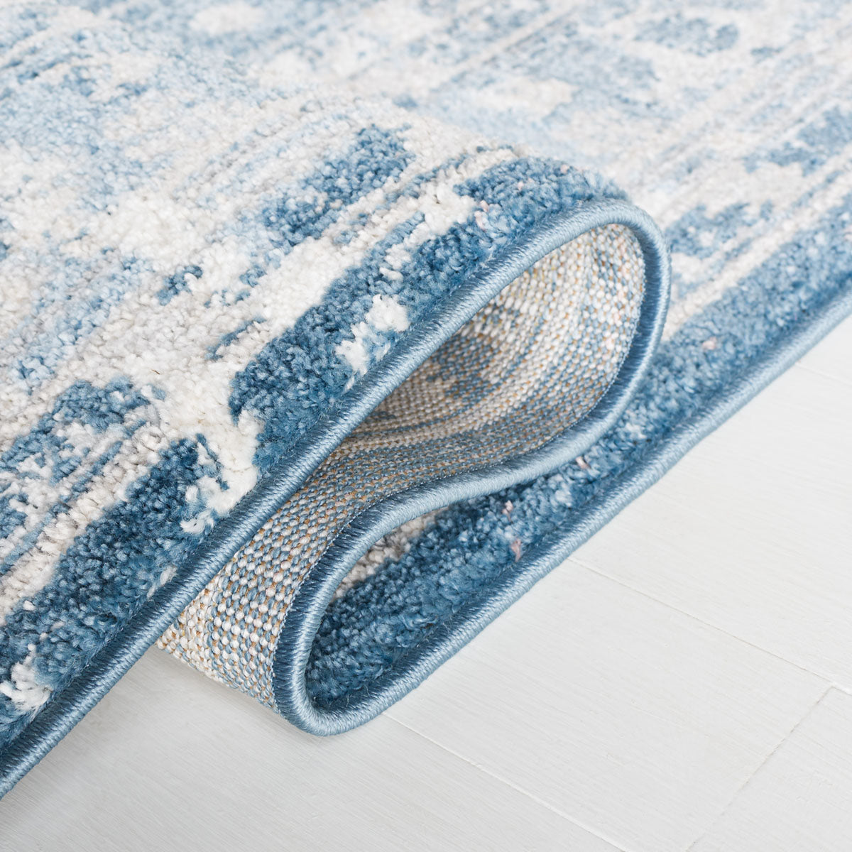Layla 108 Rug | Safavieh - LAY108