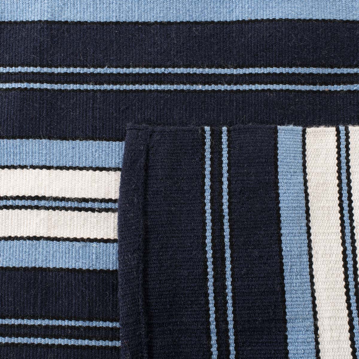 Leopold Stripe 2462 Rug | Lauren Ralph Lauren - LRL2462