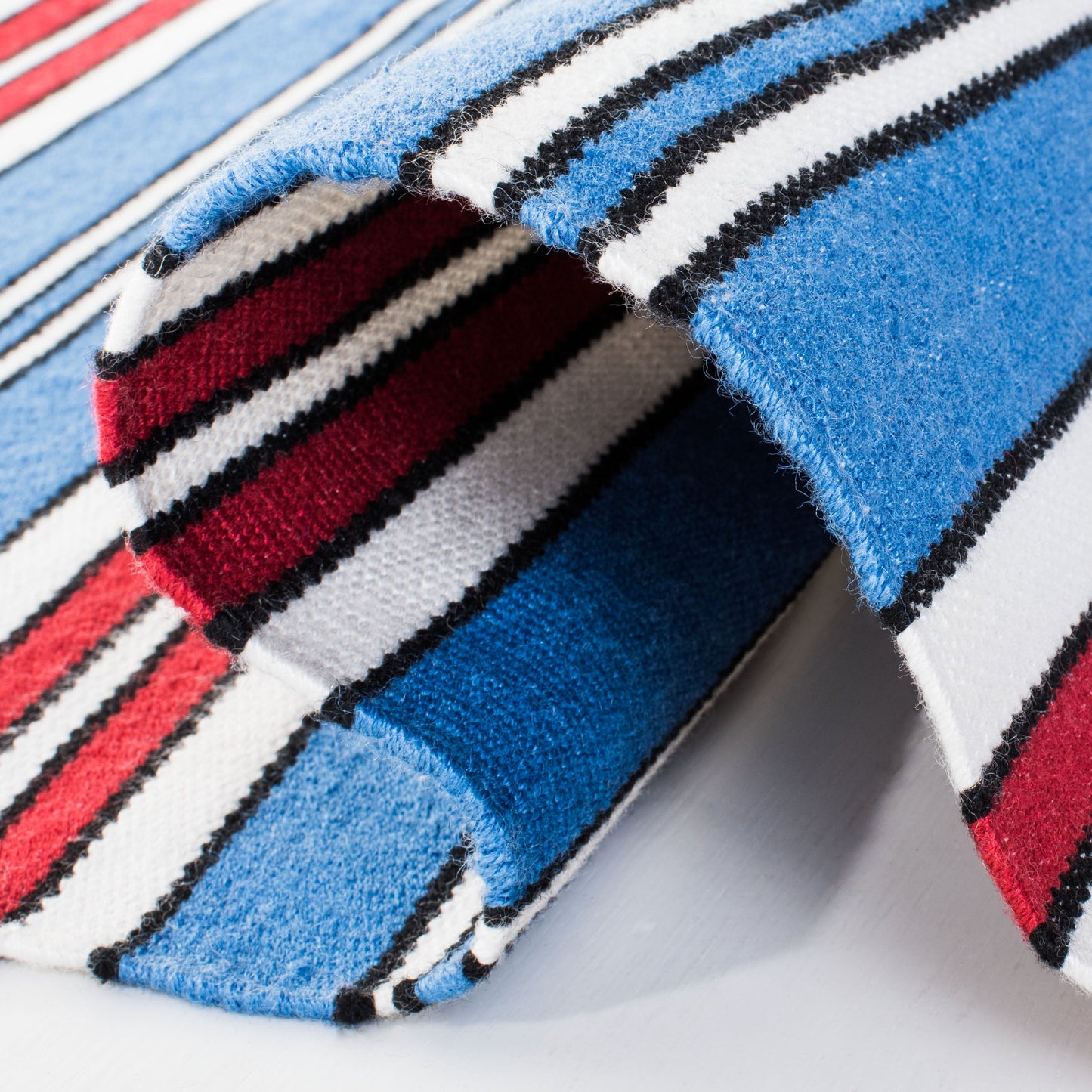Leopold Stripe 2462 Rug | Lauren Ralph Lauren - LRL2462