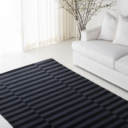 Ludlow Stripe 7350 Rug | Lauren Ralph Lauren - LRL7350